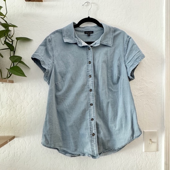 Universal Standard Forever Denim Short Sleeve Shirt - Chambray Blue - Picture 2 of 5
